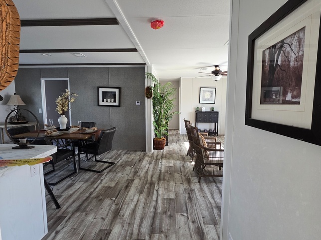 THIS PRICE WON'T LAST LONG - ONLY 1 LEFT!! 28483P New Braunfels TX