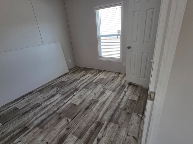 THIS PRICE WON'T LAST LONG - ONLY 1 LEFT!! 28483P New Braunfels TX