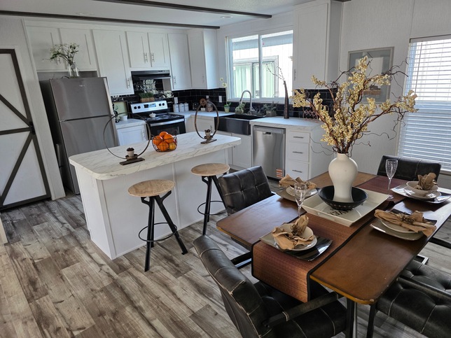 THIS PRICE WON'T LAST LONG - ONLY 1 LEFT!! 28483P New Braunfels TX