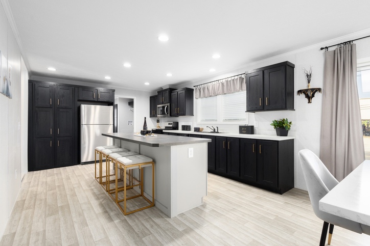 Eastland Concepts 28683A | 3 bedroom, 2 bathroom, 1813 sqft home. Built by Cavco - Shippenville in Shippenville, PA.