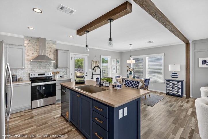 Chase II 40442A | 2 bedroom, 2 bathroom, 1760 sqft home. Built by Cavco - Plant City in Plant City, FL