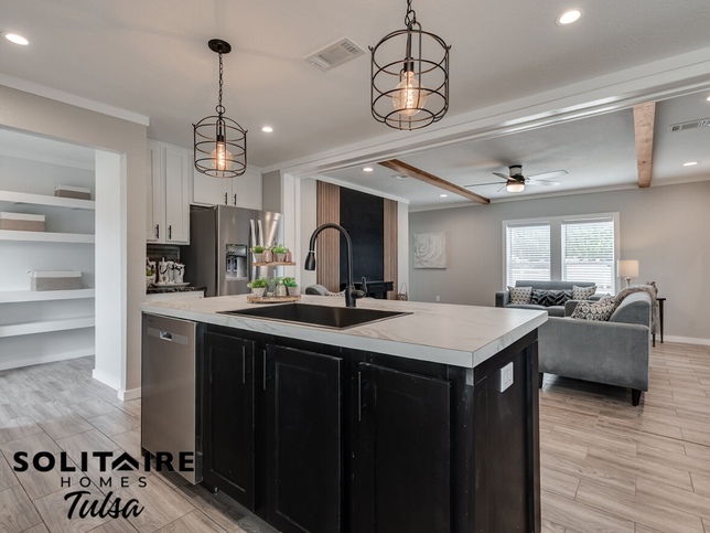 Solitaire Alpha - #1 SELLING HOME 28603N Tulsa OK