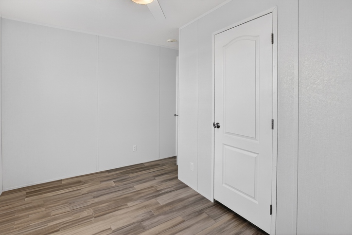 Verde Ranch - Priced like a Single Wide but it's a double wide!! 28403N Elmendorf TX