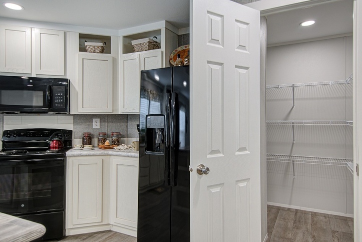 Cheyenne T66A Oak Manor Series Manufactured Home Oklahoma City, OK