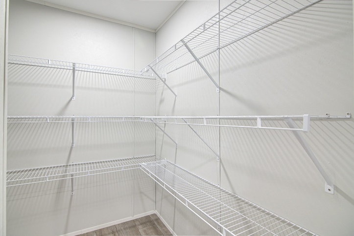 Cheyenne T66A Oak Manor Series Manufactured Home Oklahoma City, OK
Pantry