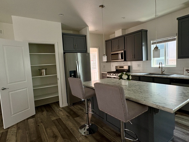 Pantry Closet, Pacific Del Mar San Marcos CA Pacific Manufactured Homes