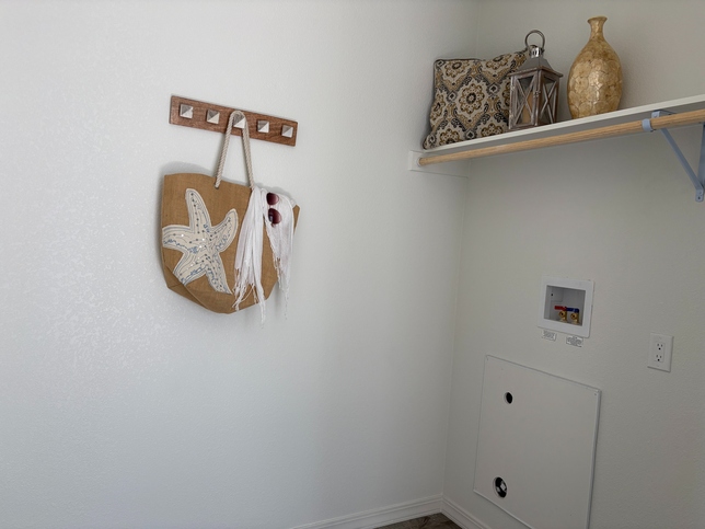 Utility laundry room, Pacific Del Mar San Marcos CA Pacific Manufactured Homes