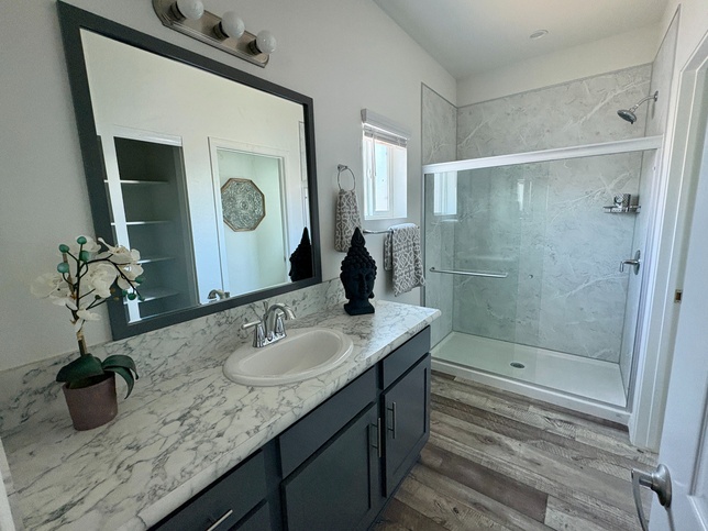 Primary Bathroom Pacific Del Mar San Marcos CA Pacific Manufactured Homes