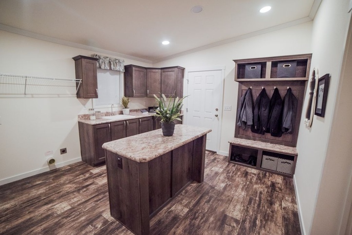 Westlake Ranch 28563D | 3 bedroom, 2 bathroom, 1493 sqft home | Built by Cavco - Dorchester in Dorchester, WI.