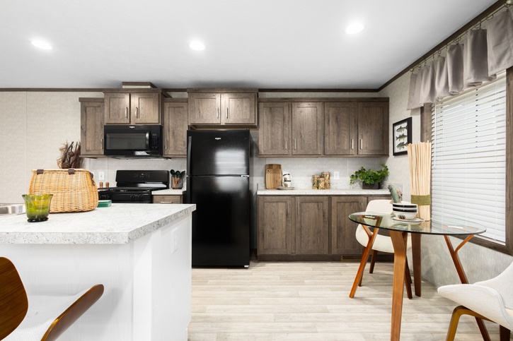 Eastland Concepts 16682B | 2 bedroom, 2 bathroom, 1020 sqft home. Built by Cavco - Shippenville in Shippenville, PA