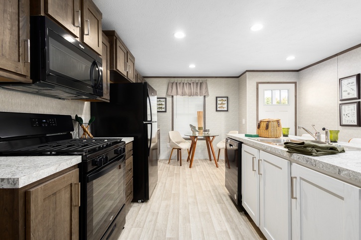 Eastland Concepts 16682B | 2 bedroom, 2 bathroom, 1020 sqft home. Built by Cavco - Shippenville in Shippenville, PA