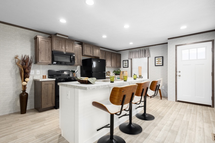 Eastland Concepts 16682B | 2 bedroom, 2 bathroom, 1020 sqft home. Built by Cavco - Shippenville in Shippenville, PA