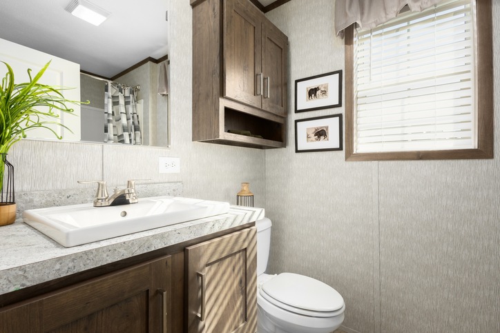 Eastland Concepts 16682B | 2 bedroom, 2 bathroom, 1020 sqft home. Built by Cavco - Shippenville in Shippenville, PA