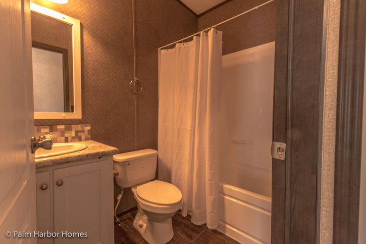 Arlington 28483A | 3 bedroom, 2 bathroom, 1312 sqft home | Built by Cavco - Fort Worth in Fort Worth, TX.
