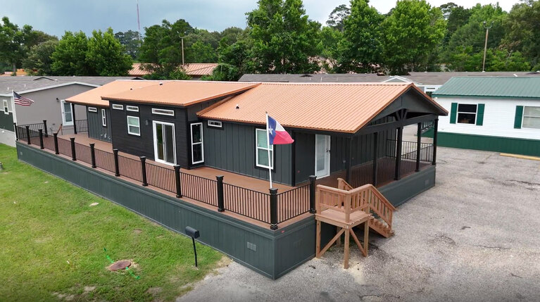 Valley S60V Exterior Everest Series Triplewide Manufactured Home Huntsville TX