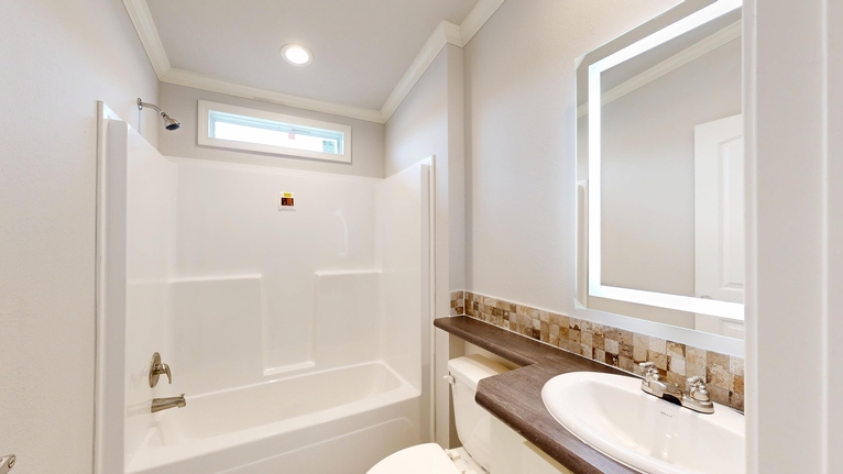 Valley S60V Secondary Bathroom Everest Series Triplewide Manufactured Home Huntsville TX