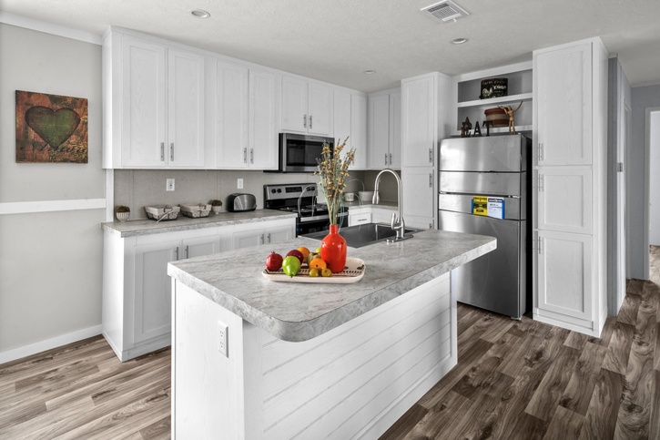 Valu 28483U | 3 bedroom, 2 bathroom, 1280 sqft home | Built by Cavco - Seguin in Seguin, TX.