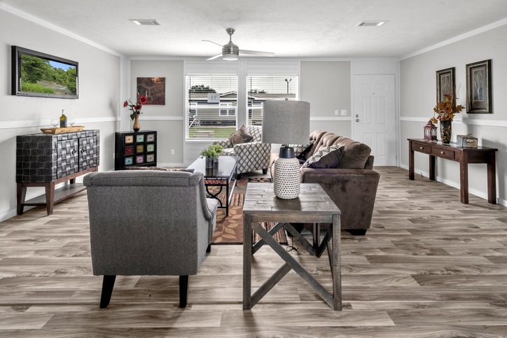 Valu 28483U | 3 bedroom, 2 bathroom, 1280 sqft home | Built by Cavco - Seguin in Seguin, TX.