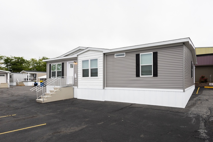 Elite 2 28483D | 3 bedroom, 2 bathroom, 1280 sqft home. Built by Cavco - Clarion in Shippenville, PA.