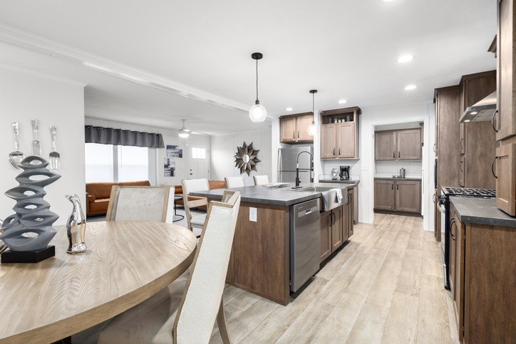 Elite 2 28483D | 3 bedroom, 2 bathroom, 1280 sqft home. Built by Cavco - Clarion in Shippenville, PA.