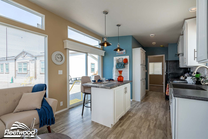 Vantage 12321S | 1 bedroom, 1 bathroom, 386 sqft park model home | Built by Cavco - Nampa in Nampa, ID.