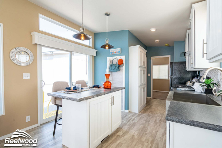 Vantage 12321S | 1 bedroom, 1 bathroom, 386 sqft park model home | Built by Cavco - Nampa in Nampa, ID.