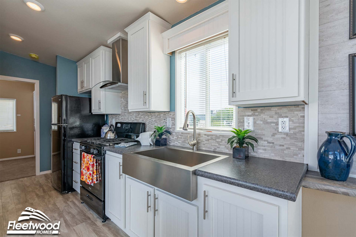 Vantage 12321S | 1 bedroom, 1 bathroom, 386 sqft park model home | Built by Cavco - Nampa in Nampa, ID.
