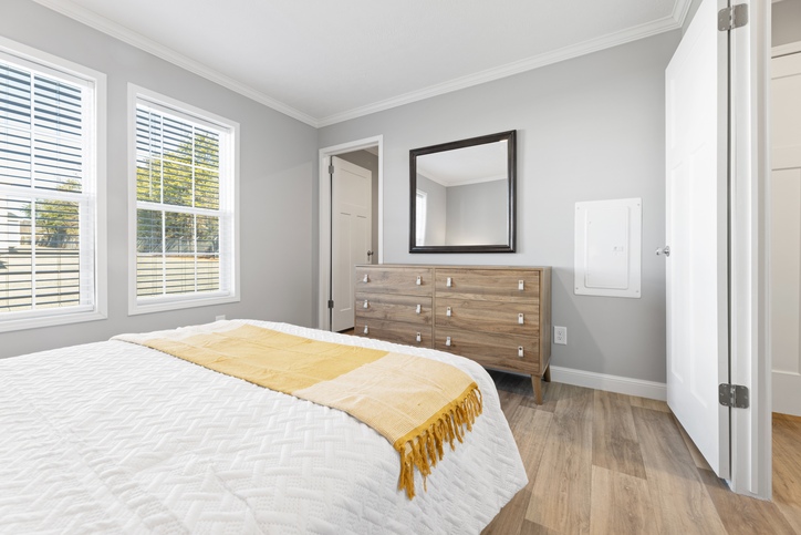 The Roanoke Duplex | First Nationally Available HUD Approved Duplex | Side A: 2 bedroom, 1 bathroom, 1050 sqft | Side B: 2 bedroom, 1 bathroom, 1050 sqft. Opposite side porches.