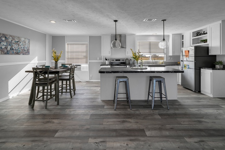 Valu Premier 32684G | 4 bedroom, 2 bathroom, 2085 sqft home | Built by Cavco - Seguin in Seguin, TX.