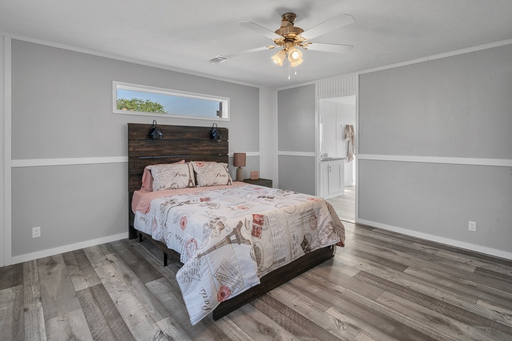 Valu Premier 32684G | 4 bedroom, 2 bathroom, 2085 sqft home | Built by Cavco - Seguin in Seguin, TX.