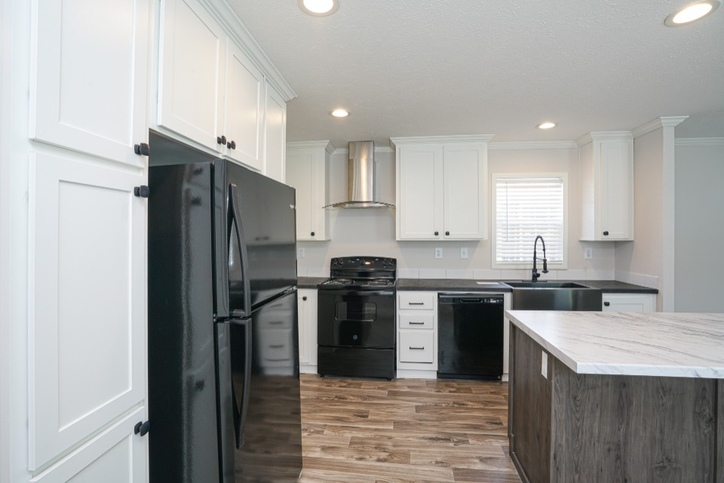 Velocity 16763L | 3 bedroom, 2 bathroom, 1178 sqft home | Built by Cavco - Rocky Mount in Rocky Mount, VA.