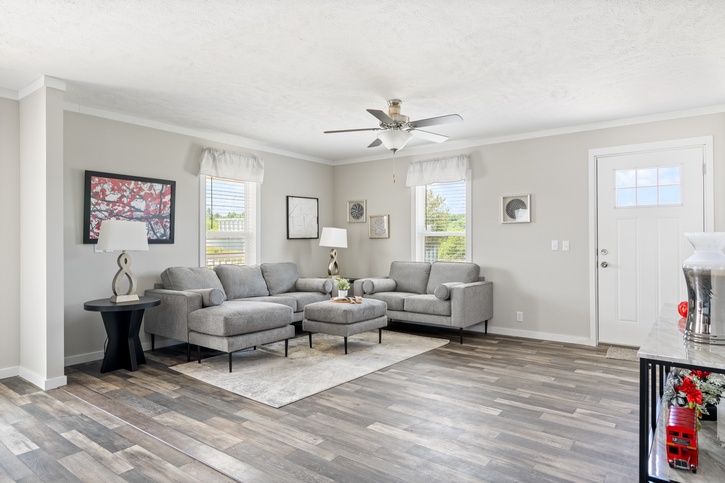 Uproar 28483U | 3 bedroom, 2 bathroom, 1280 sqft home | Built by Cavco - Lafayette in Lafayette, TN.