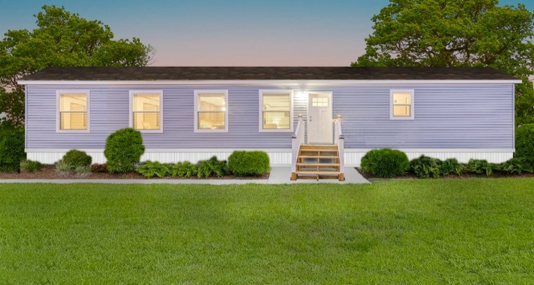 Pebble Beach 16763A | 3 bedroom, 2 bathroom, 1165 sqft home | Built by Cavco - Montevideo in Montevideo, MN.