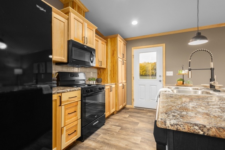Outlook 16522A | 2 bedroom, 1 bathroom, 780 sqft home | Built by Cavco - Dorchester in Dorchester, WI.