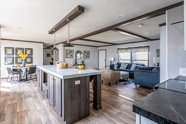 Entertainer | 4 bedroom, 2 bathroom, 2026 sqft home. Built by Cavco - Lafayette in Lafayette, TN.