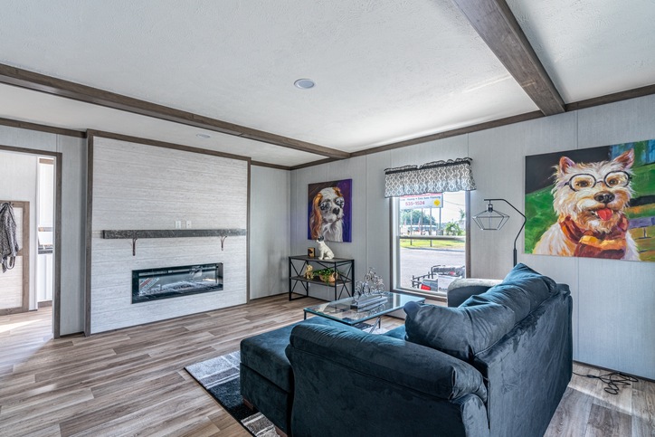 Entertainer | 4 bedroom, 2 bathroom, 2026 sqft home. Built by Cavco - Lafayette in Lafayette, TN.