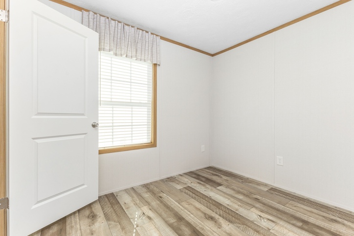 Beacon Prestige 14763B | 3 bedroom, 2 bathroom, 1013 sqft home. Built by Cavco - Shippenville in Shippenville, PA.