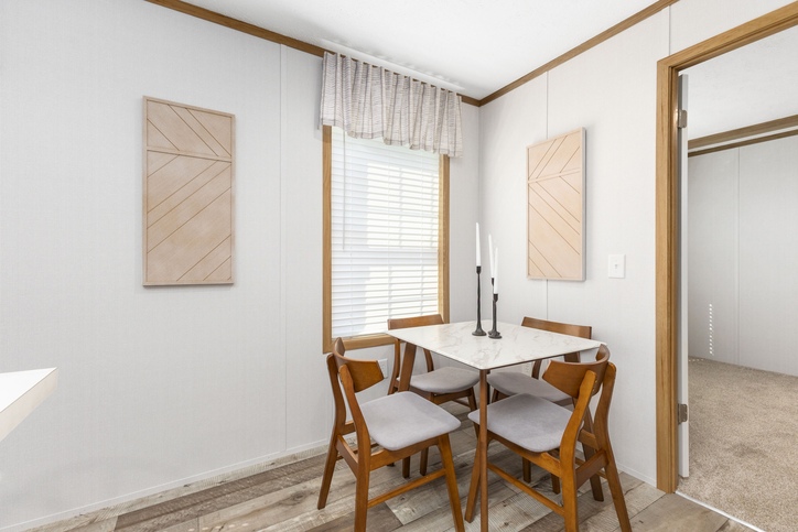 Beacon Prestige 14763B | 3 bedroom, 2 bathroom, 1013 sqft home. Built by Cavco - Shippenville in Shippenville, PA.