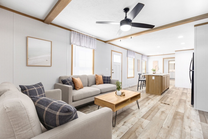 Beacon Prestige 14763B | 3 bedroom, 2 bathroom, 1013 sqft home. Built by Cavco - Shippenville in Shippenville, PA.