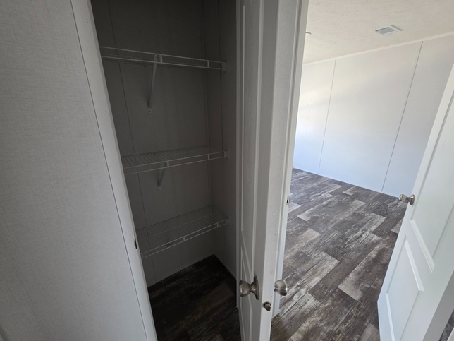 Momma got her closet - Kids got room - and Daddy got a GREAT $$ 28764F New Braunfels TX