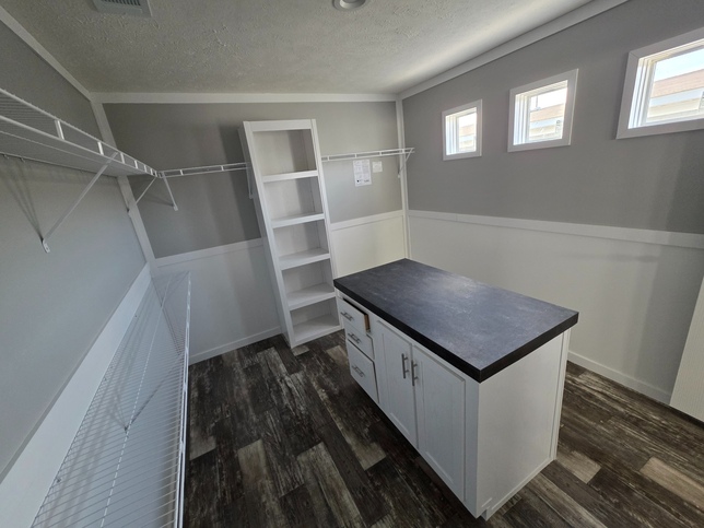 Momma got her closet - Kids got room - and Daddy got a GREAT $$ 28764F New Braunfels TX