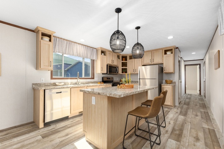 Elite 2 14682C | 2 bedroom, 2 bathroom, 907 sqft home. Built by Cavco - Clarion in Shippenville, PA.