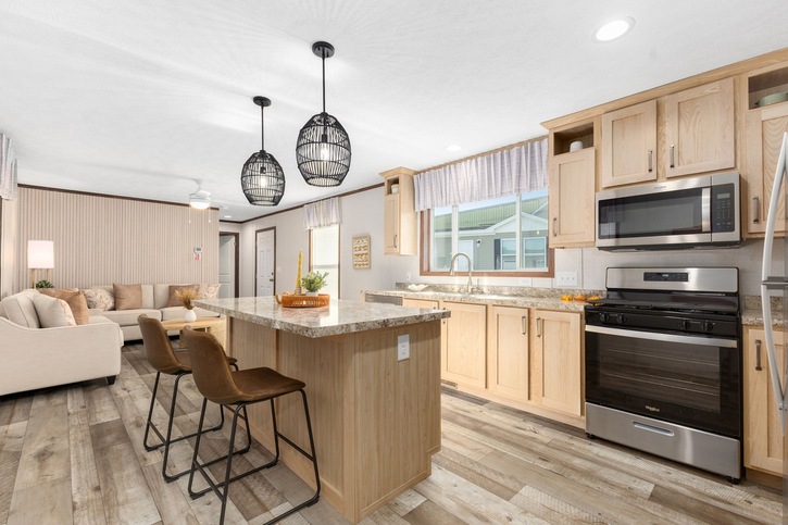 Elite 2 14682C | 2 bedroom, 2 bathroom, 907 sqft home. Built by Cavco - Clarion in Shippenville, PA.