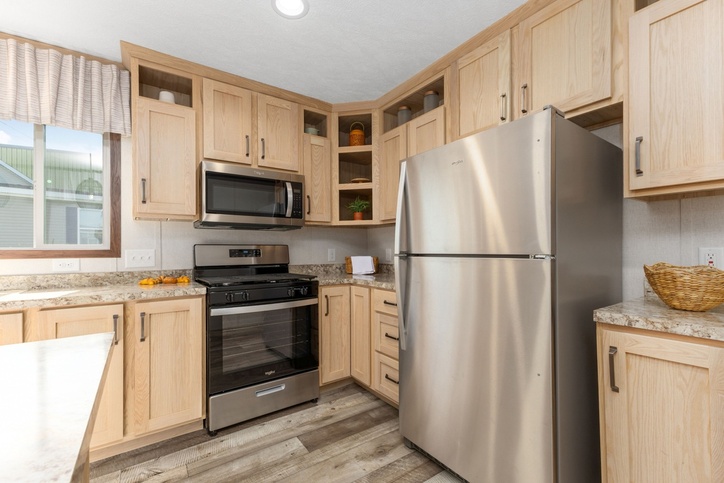 Elite 2 14682C | 2 bedroom, 2 bathroom, 907 sqft home. Built by Cavco - Clarion in Shippenville, PA.