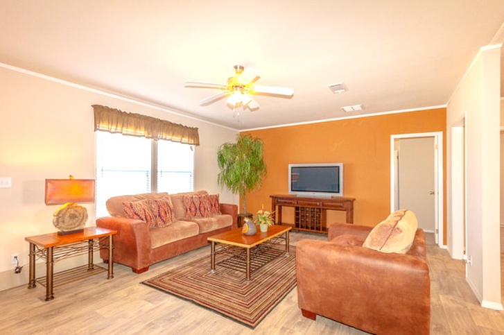 Heritage 30443E | 3 bedroom, 2 bathroom, 1312 sqft home | Built by Cavco - Fort Worth in Fort Worth, TX.