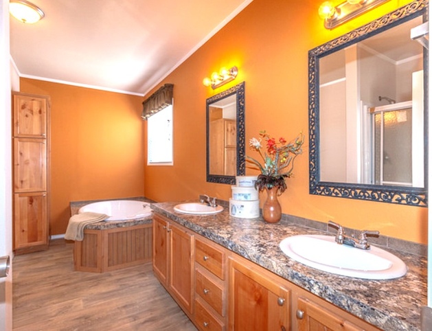 Heritage 30443E | 3 bedroom, 2 bathroom, 1312 sqft home | Built by Cavco - Fort Worth in Fort Worth, TX.