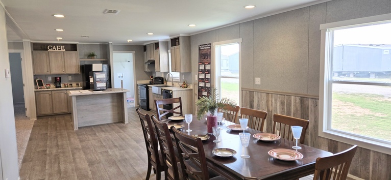 Move in READY!! Magnificent 7 2321 M7 Series Lytle TX