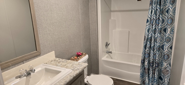 Move in READY!! Magnificent 7 2321 M7 Series Lytle TX