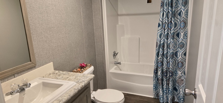 Move in READY!! Magnificent 7 2321 M7 Series Lytle TX