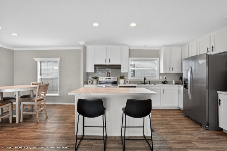 Emerald 28603A | 3 bedroom, 2 bathroom, 1660 sqft home. Built by Cavco - Duncan in Duncan, OK.